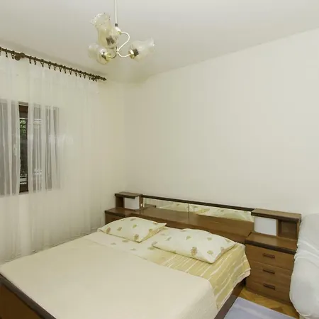 Holiday 193569 Apartman *