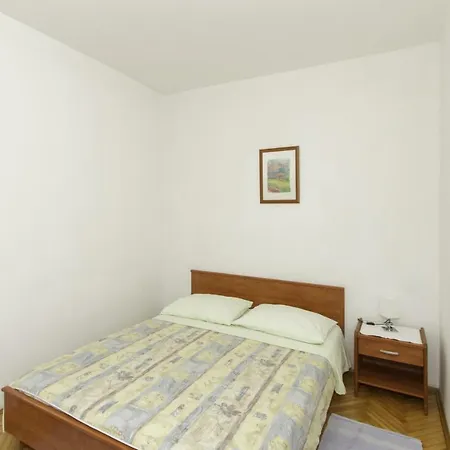 Holiday 193569 Apartman